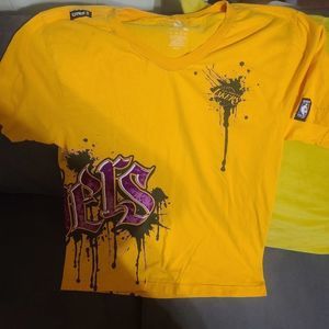 VINTAGE UNK NBA T.SHIRT WITH PURPLE GRAFFITI LAKERS LETTERS ON THE SIDE OF SHIRT